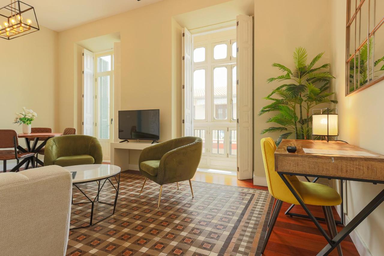 Madeinterranea Apartments Малага Экстерьер фото